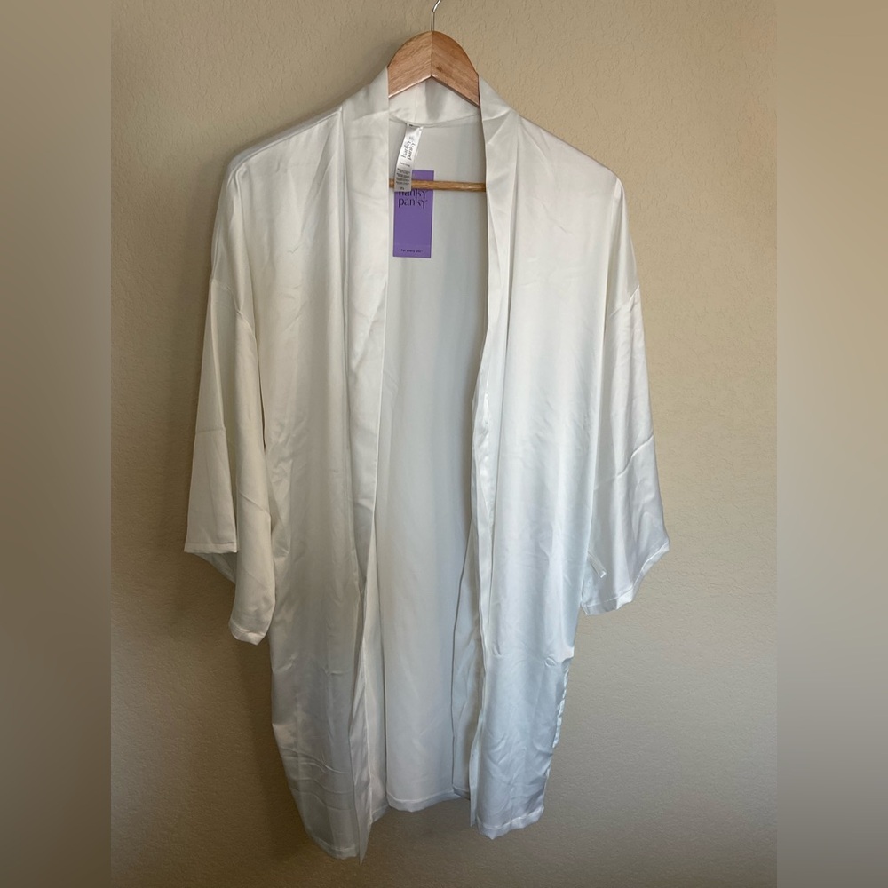 Hanky Panky Bridal Satin Robe NWT (Retail $129) Size M/L